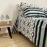 Apto Prox. Ribeirao Shop. E Unip
