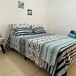 Apto Prox. Ribeirao Shop. E Unip